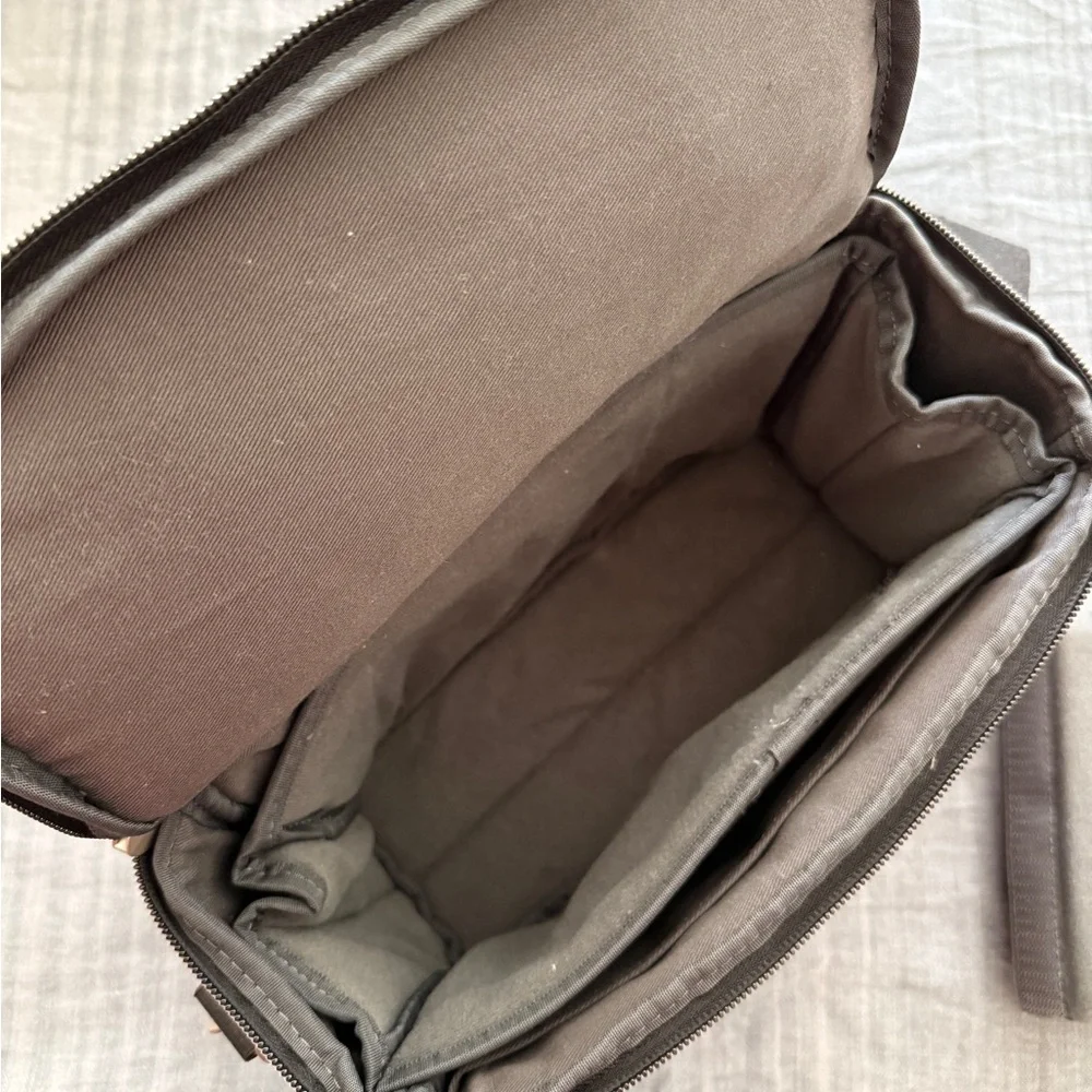Grey canvas messenger camera bag with 2 removable/changeable compartments